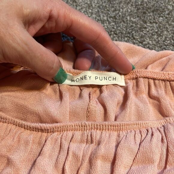 Honey Punch Off The Shoulder light pink Top size small - Picture 7 of 10